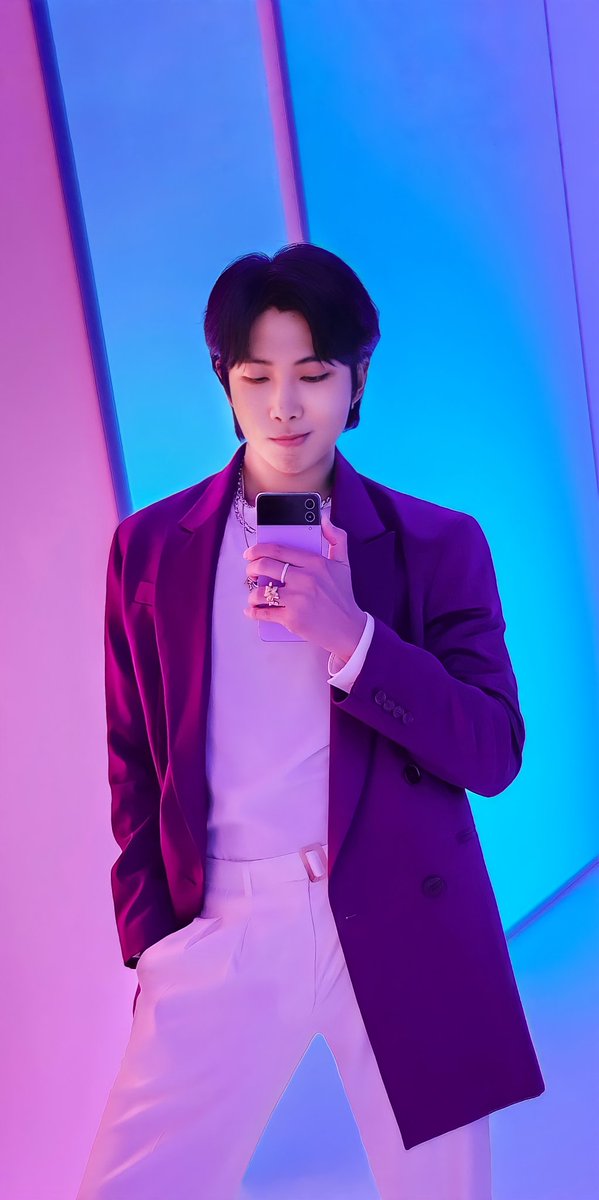 BTS x SAMSUNG SAMSUNG GALAXY Z FLIP 4 HD WALLPAPER - HYUNG LINE