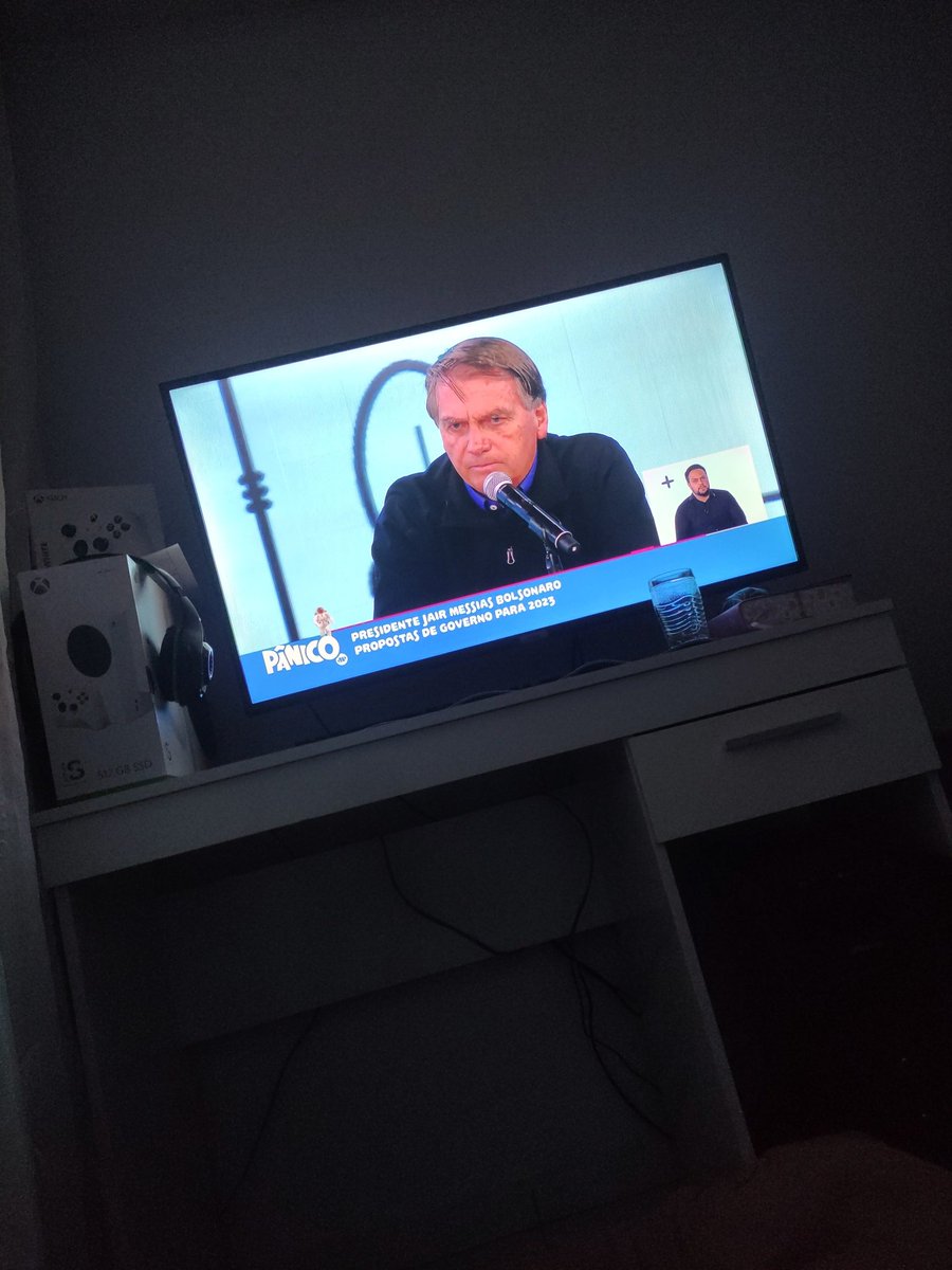 Hoede Ferreira tweet media
