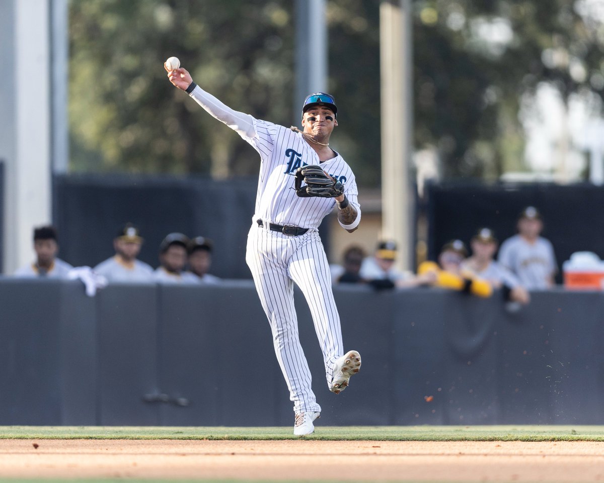 TampaTarpons's tweet photo. Y'all ready for this?!🏟
See you tomorrow night at 6:30PM Tarpons Fans!
#homesweethome #onelasttime #finalhomestand #tampatarpons #TailWagginTuesday
📸 @Mark_LoMoglio https://t.co/pmq2OJgV2R