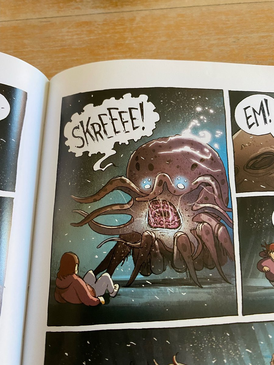 dictionarypod's tweet photo. The #skreee sound effect in today’s episode is brought to you by the Amulet Books by @kazukibuishi.
.
#amulet #amuletbooks #thestonekeeper https://t.co/c5N4t7YDv0