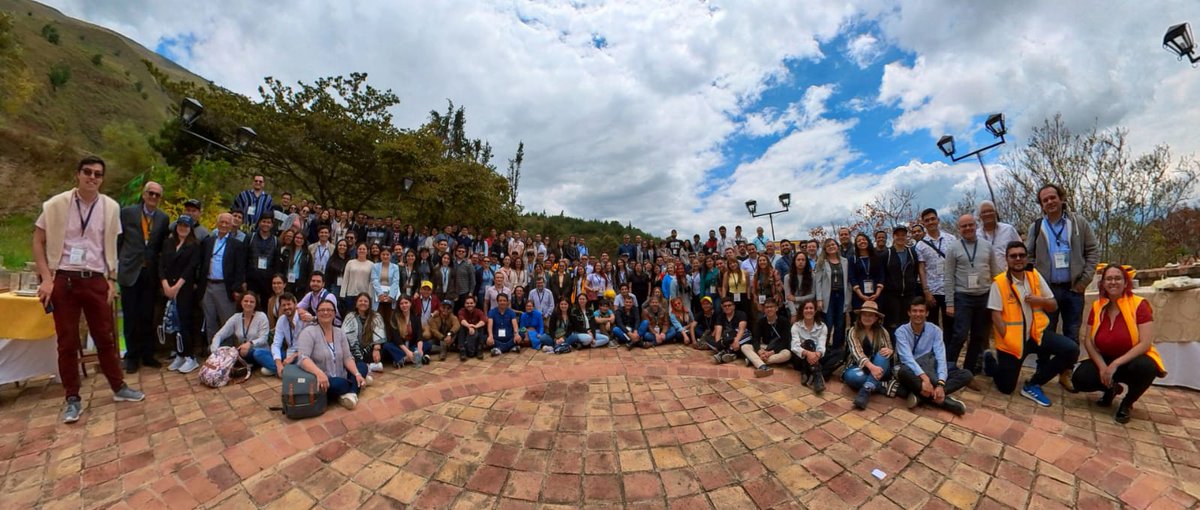 PIT_UN's tweet photo. Último día!
Comunidad #CCTT2022 en el cierre del congreso. Profundo agradecimiento a @universidaduptc por su planeación y organización y la Red académica de Movilidad https://t.co/Bwc58DJ4hj