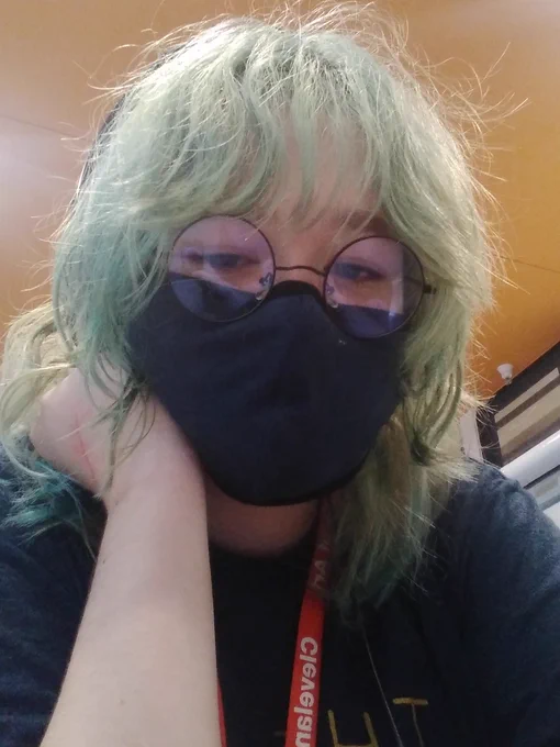 GENDER OF THE DAY IM SLAYING SO HARD IN MY COMPUTER CLASS 
