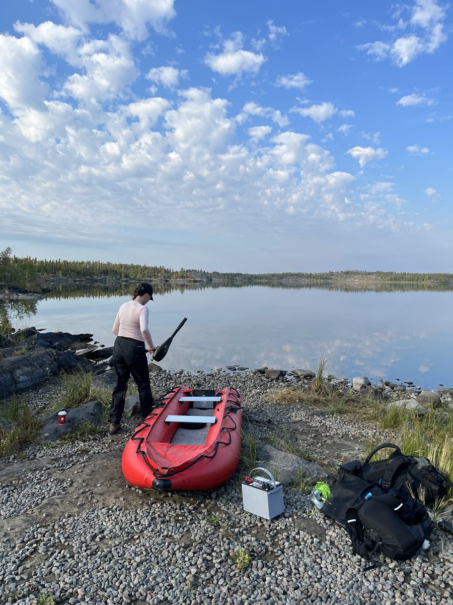 nicole_andreola's tweet photo. Beautiful day on Frame Lake for some water sampling! @LaurierBiology https://t.co/eY1Rlg6rMJ