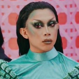 Marina Summers tweet media