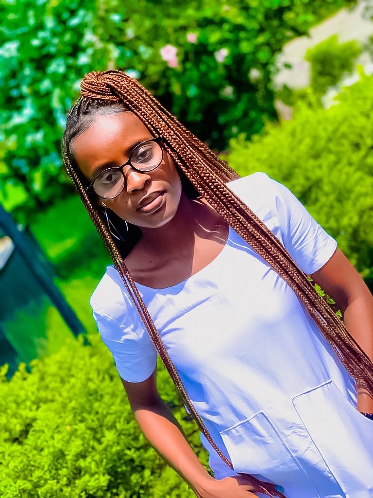 Blessin56535449's tweet photo. 🥰🥰🎂🥰😍 https://t.co/mpyV0Bp1bB