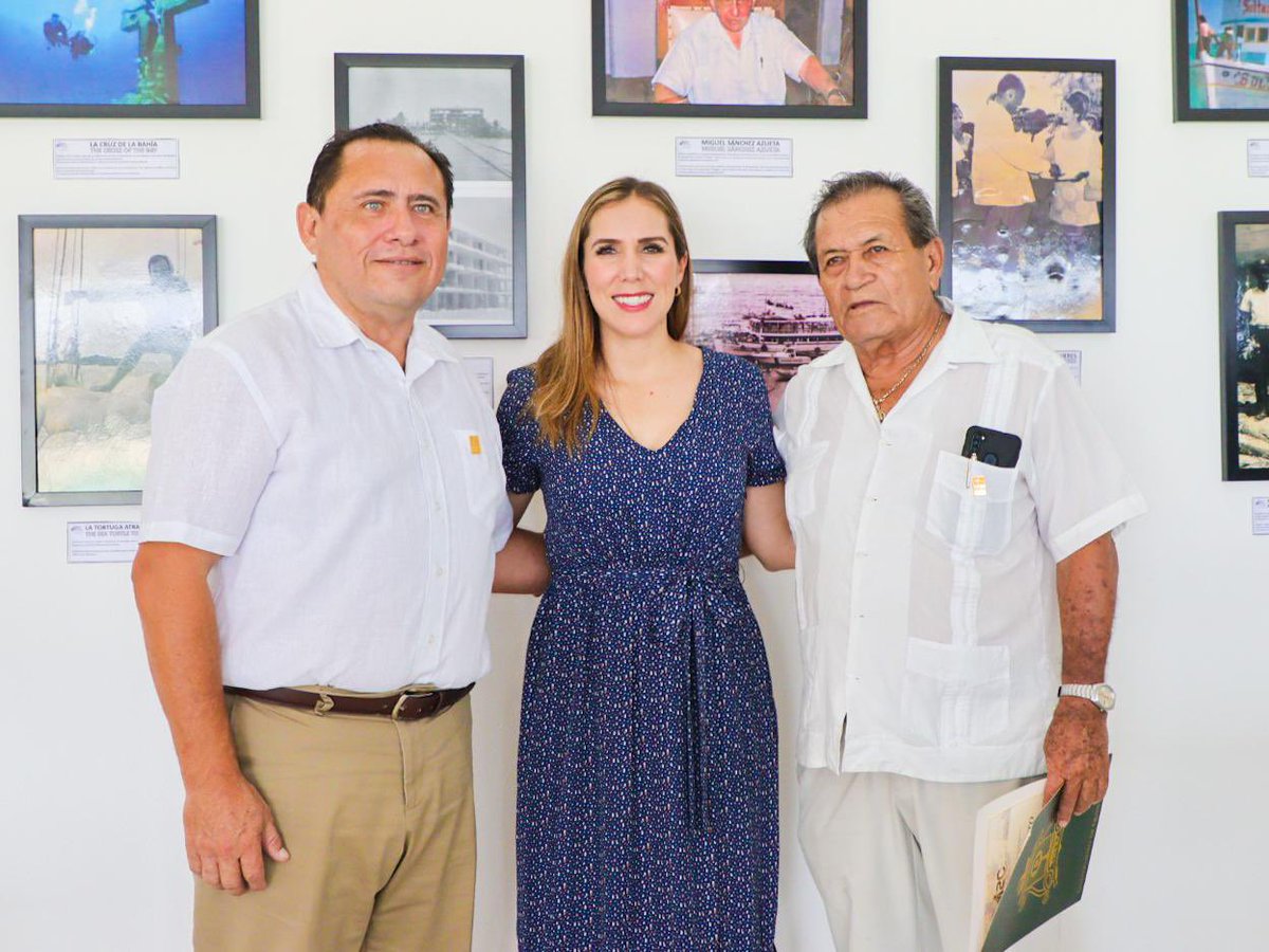 soyateneadeisla's tweet photo. En el marco del programa “𝟭𝟮𝟬 𝗮𝗻̃𝗼𝘀 𝗱𝗲 𝗹𝗮 𝗖𝗿𝗲𝗮𝗰𝗶𝗼́𝗻 𝗱𝗲𝗹 𝗧𝗲𝗿𝗿𝗶𝘁𝗼𝗿𝗶𝗼 𝗙𝗲𝗱𝗲𝗿𝗮𝗹 𝗤𝘂𝗶𝗻𝘁𝗮𝗻𝗮 𝗥𝗼𝗼” inauguramos la Exposición Fotográfica  🖼 “𝗜𝘀𝗹𝗮 𝗠𝘂𝗷𝗲𝗿𝗲𝘀, 𝗧𝗿𝗶𝗯𝘂𝘁𝗼 𝗮 𝗤𝘂𝗶𝗻𝘁𝗮𝗻𝗮 𝗥𝗼𝗼” en el hotel @MiaReef. https://t.co/aXBsYavXPm