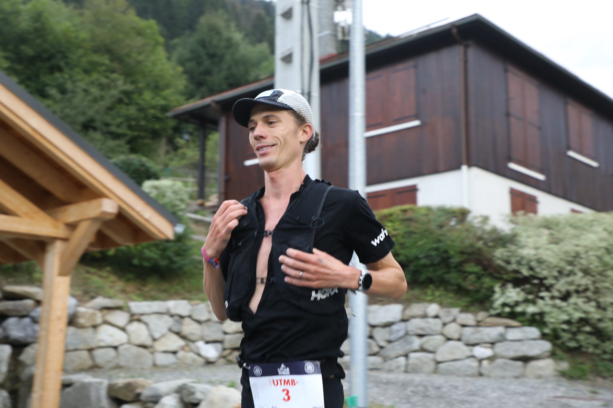Jim walmsley utmb 218 hot sale