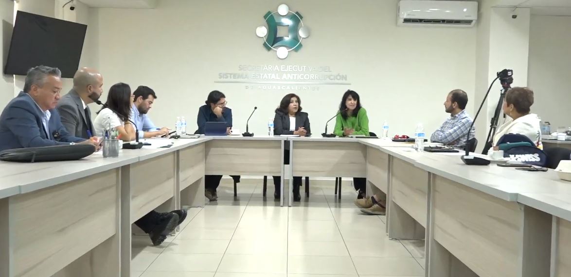 cpcseaags's tweet photo. #EnEstosMomentos Conferencia Magistral Laura Zamudio González (Universidad Iberoamericana) con el ponencia Cuando el Éxito nos Alcance: lecciones de las Agencia Hibridas Anticorrupción en Centroamérica. 
#proyectoiceber
#foroporlaintegridad
#cpcags
#culturadelaintegridad https://t.co/KN87bZhZLa