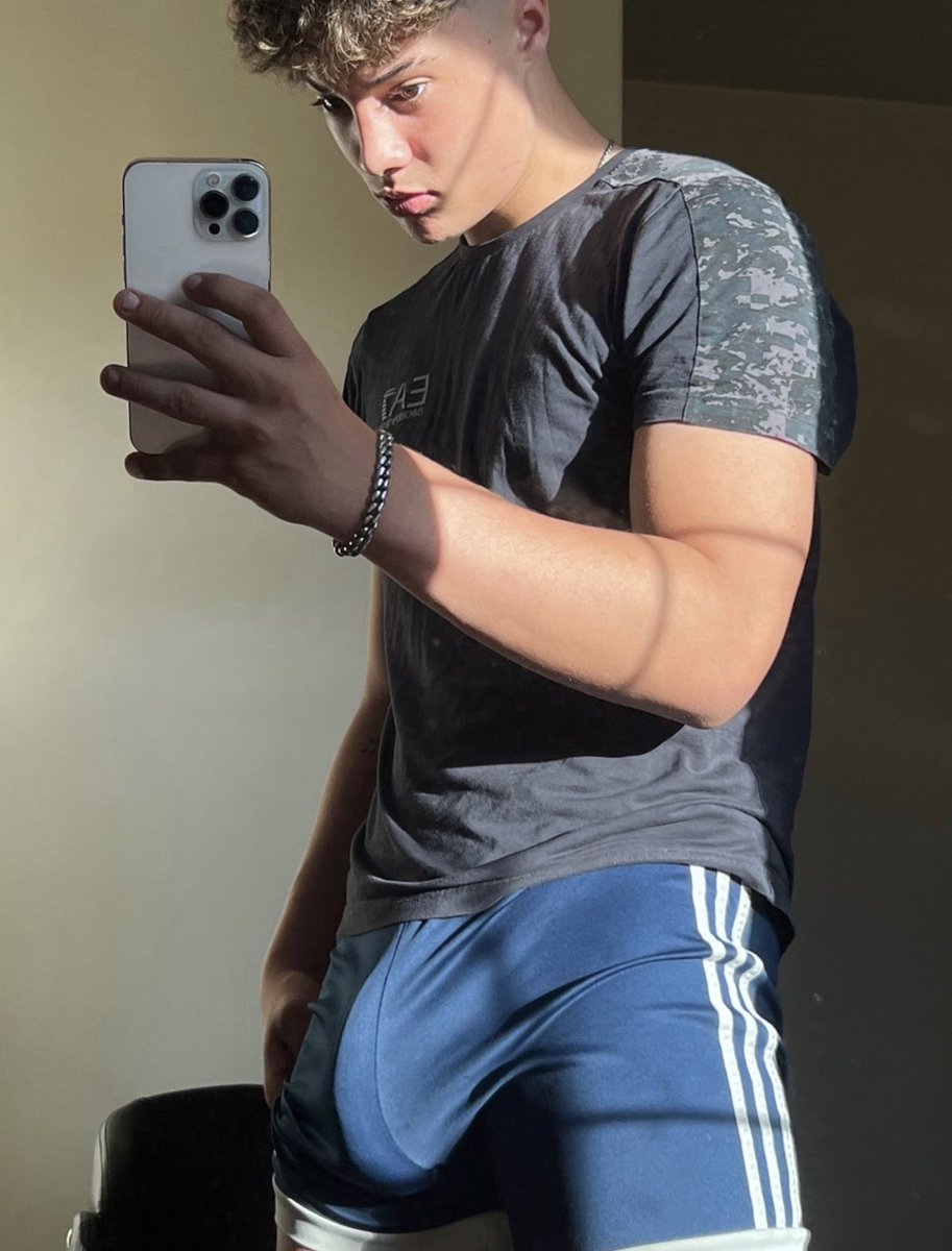 leedsladextra's tweet photo. Rt for no shorts😈 https://t.co/aUBMJnlxop