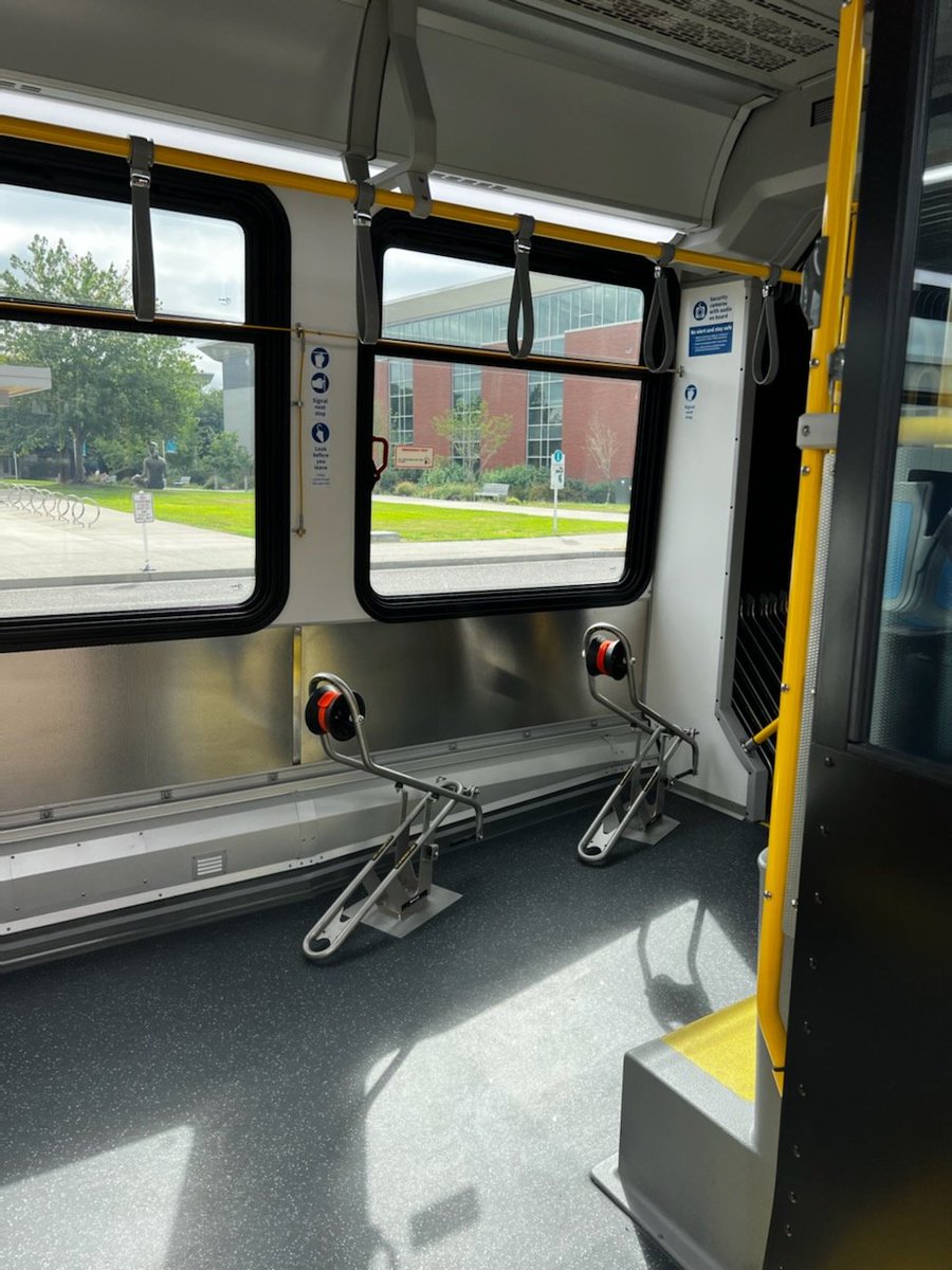 RescueEwe's tweet photo. A friend just sent me these images of the new FX bus! 🤯🚲 #BusBikeRacks #FloorLevelBikeRacks https://t.co/2CrbjYKqwp
