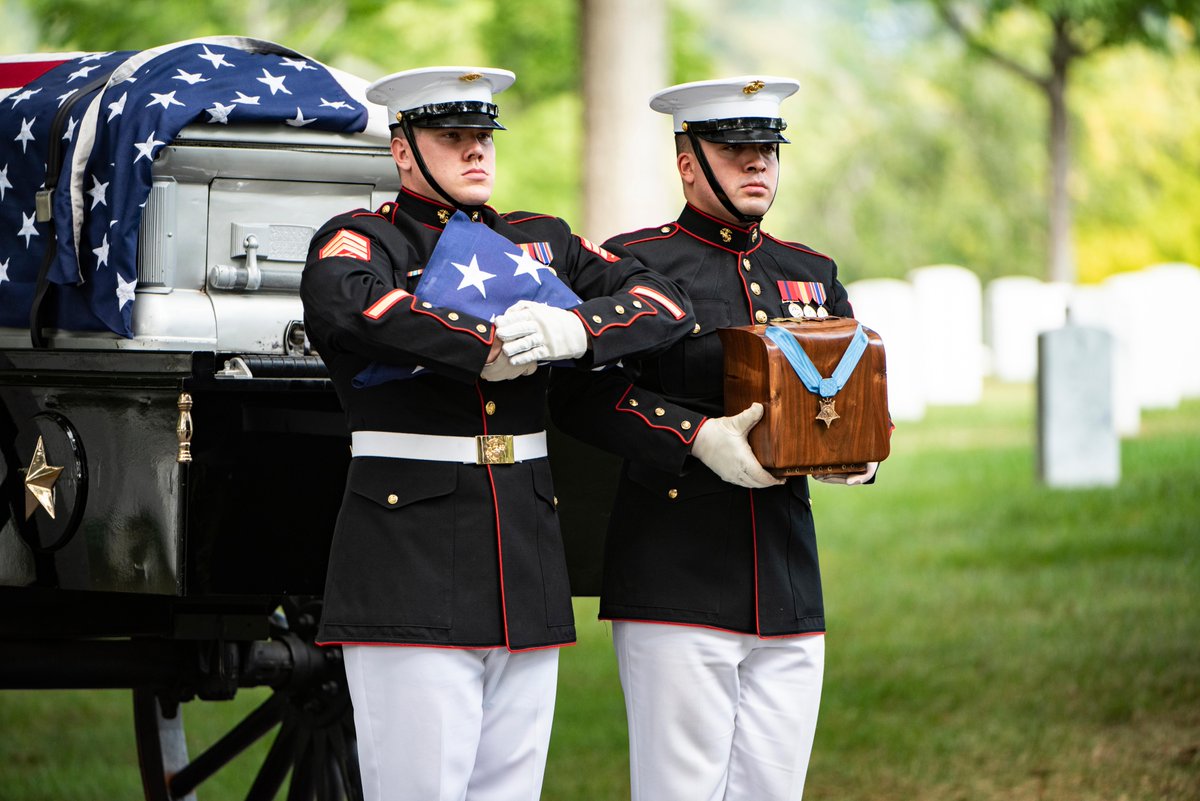 USMC's tweet photo. Yesterday, #MarineCorps Medal of Honor recipient Sgt. Maj. John L. Canley was laid to rest in Arlington National Cemetery, Arlington, Va.

Sgt. Maj. Canley was awarded the #MedalofHonor for his actions during the battle of Hue City, Vietnam in 1968. 

Semper Fidelis. https://t.co/DeTwG75WjI