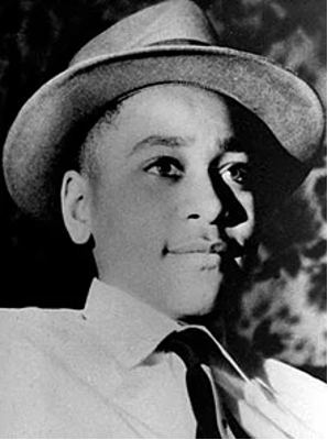 RepMikeLevin's tweet photo. 67 years ago today, Emmett Till was brutally murdered. His death galvanized the civil rights movement.

I was proud to honor Emmett Till’s legacy by voting for @RepBobbyRush's Emmett Till Antilynching Act which became law in March and made lynching a federal hate crime. https://t.co/2oXDUxZ1N8