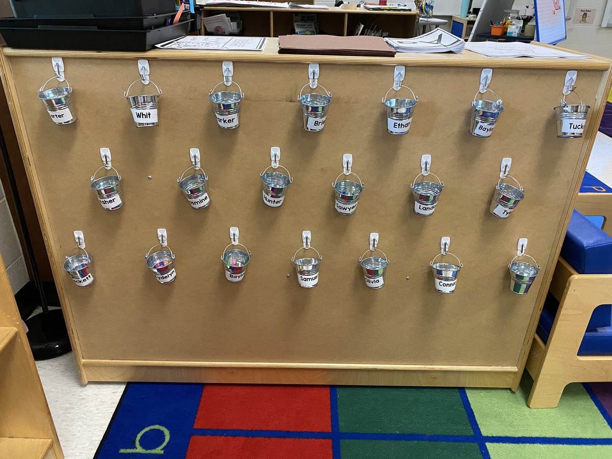 Love @msowensRCE idea of bucket fillers for her KinderRangers!!!!  Who will fill their bucket first? #oneRCE