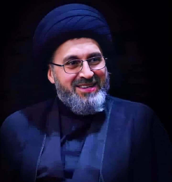 a9braa's tweet photo. كم من عالمٍ متفضل قد سبهُ من لايساوي ��رزة في نعله .
#السيد_رشيد_الحسيني
#كلنا_رشيد_الحسيني https://t.co/iScdBx6r5Z