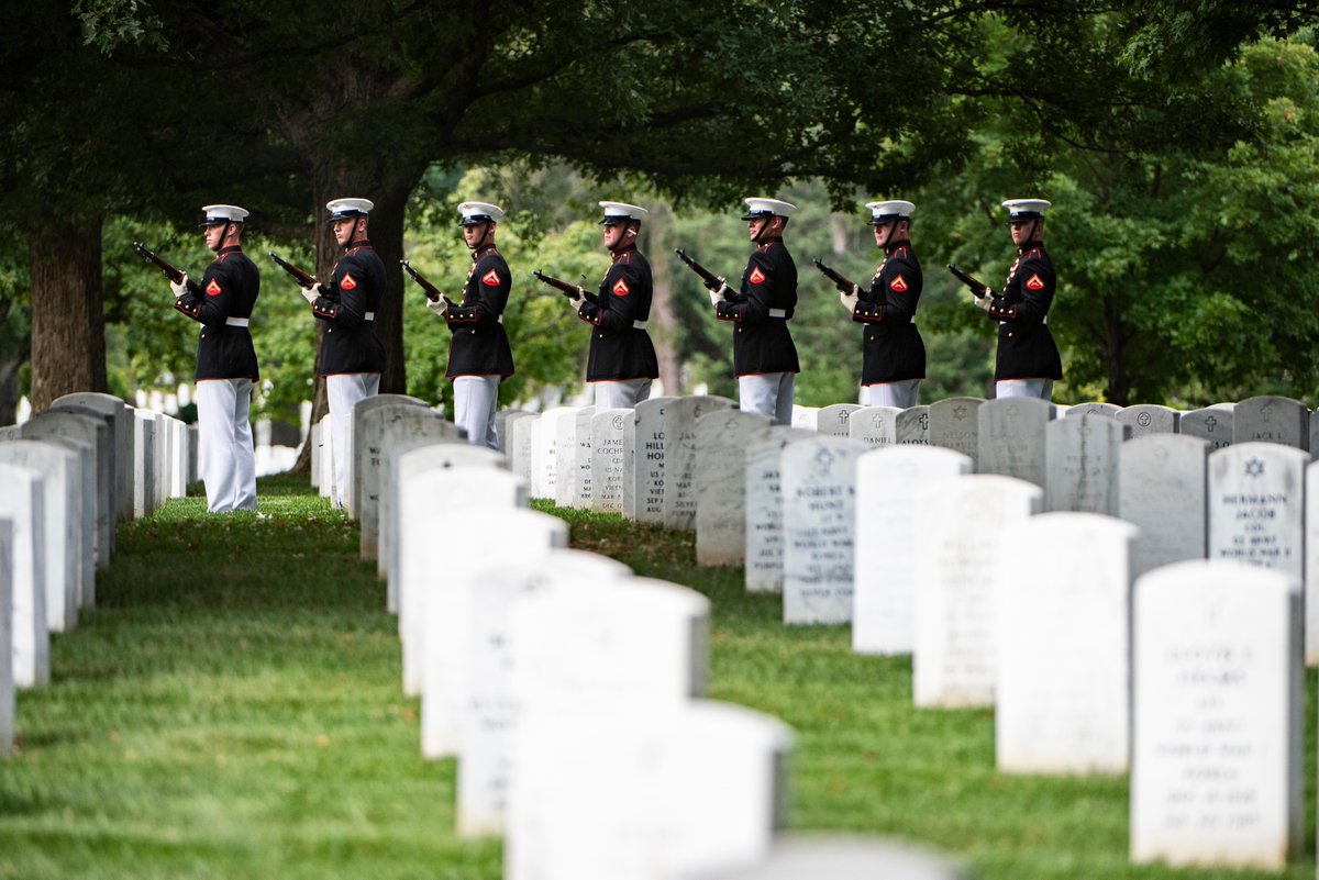 USMC's tweet photo. Yesterday, #MarineCorps Medal of Honor recipient Sgt. Maj. John L. Canley was laid to rest in Arlington National Cemetery, Arlington, Va.

Sgt. Maj. Canley was awarded the #MedalofHonor for his actions during the battle of Hue City, Vietnam in 1968. 

Semper Fidelis. https://t.co/DeTwG75WjI