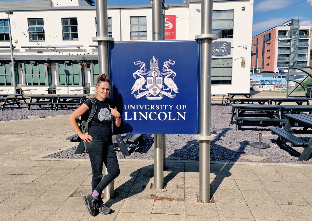 carpenterslass's tweet photo. How many @unilincoln students can say they've travelled here by boat too? π
(2001-2004 graduate) #brayfordpool #brayfordwharf https://t.co/XsxG6S5YKp