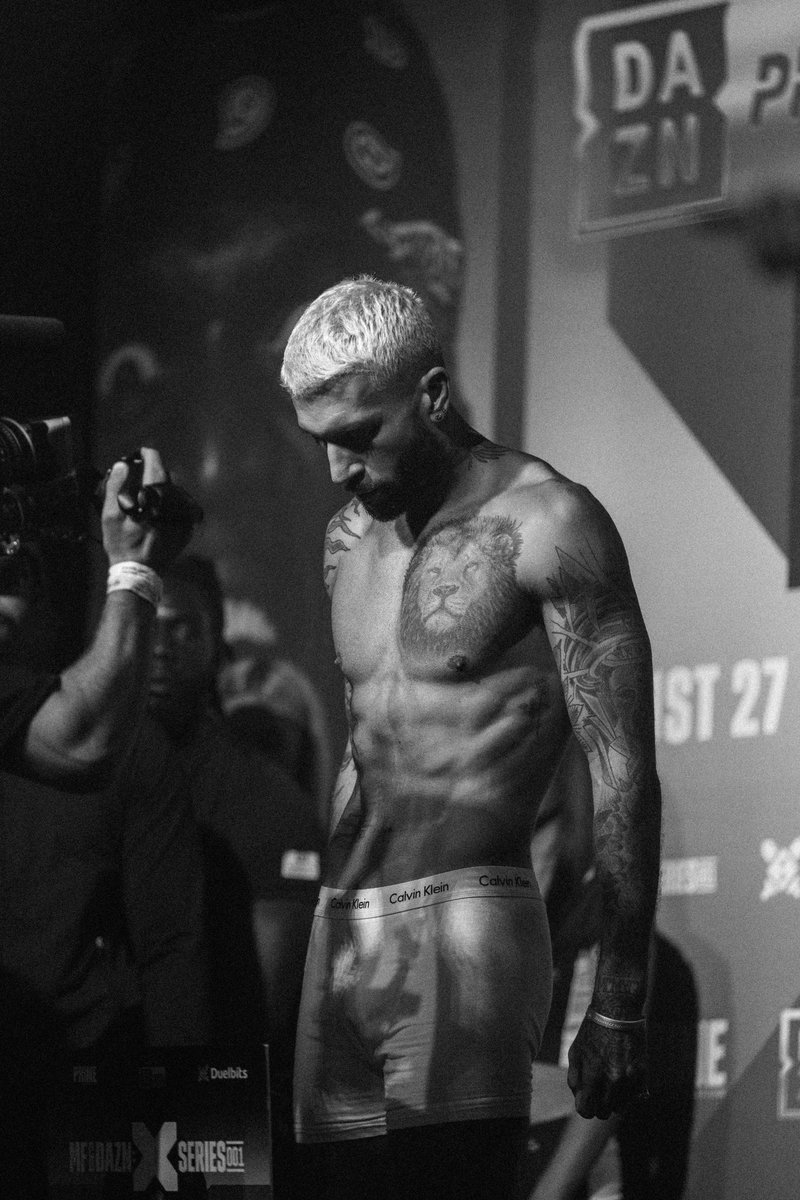 Temperrr's tweet photo. ready for war 🤞🏽⚔️🐉

@misfitsboxing @daznboxing https://t.co/nVTIFPyeqo