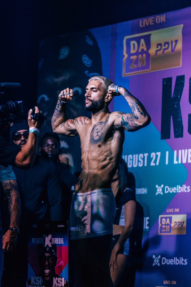 Temperrr's tweet photo. ready for war 🤞🏽⚔️🐉

@misfitsboxing @daznboxing https://t.co/nVTIFPyeqo