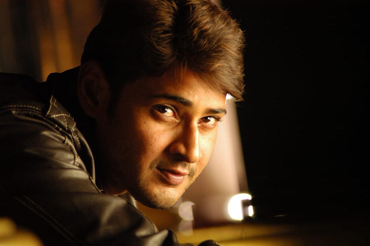 Which movie have full craze 
 special shows(before release)

Rt for #Jalsa4k   like for #Pokiri4k
