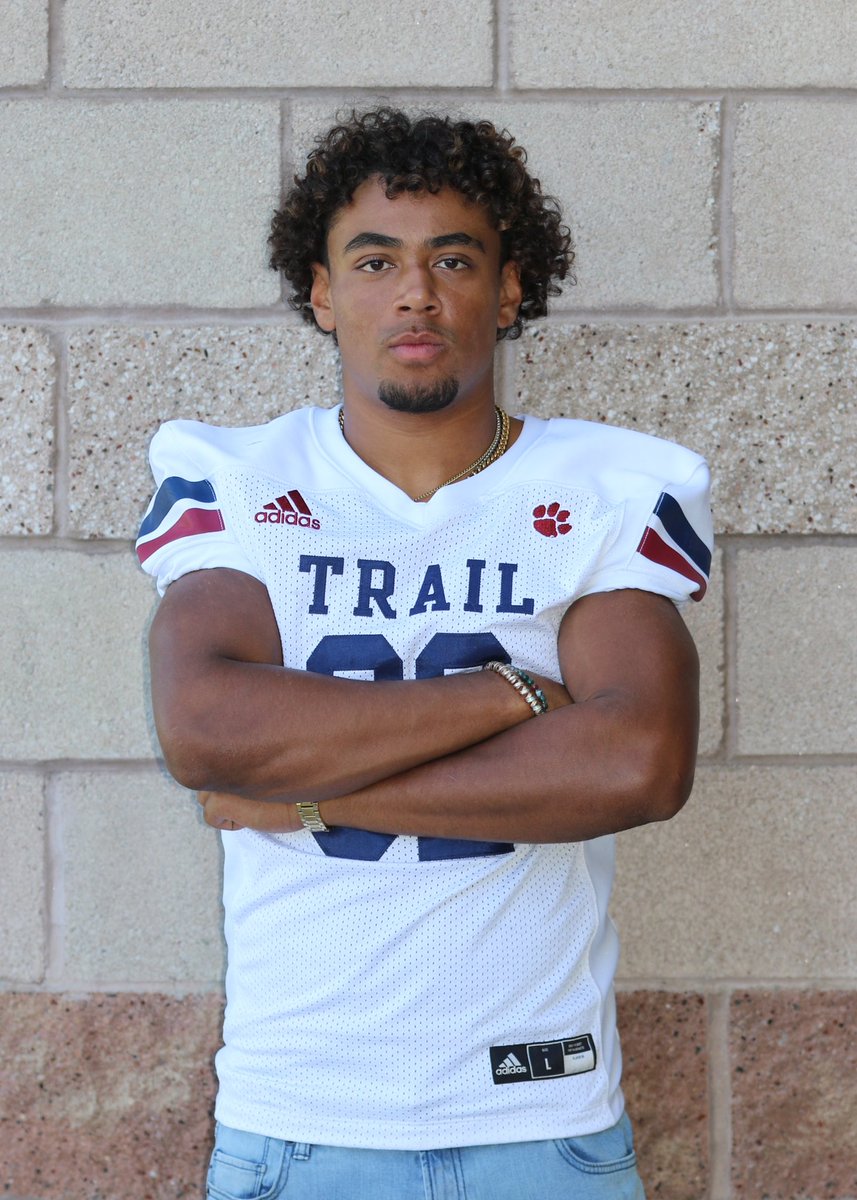 In preparation of our first regular season game tonight vs Chatfield, CT FOOTBALL would like to showcase two of our incredible seniors… Patrick Samate (LB, #3) and Ellis Williams (LB, #32). GO CT!! Happy early bday, Ellis! @SamatePatrick <a href="/EllisWilliams13/">Ellis Williams †</a>
