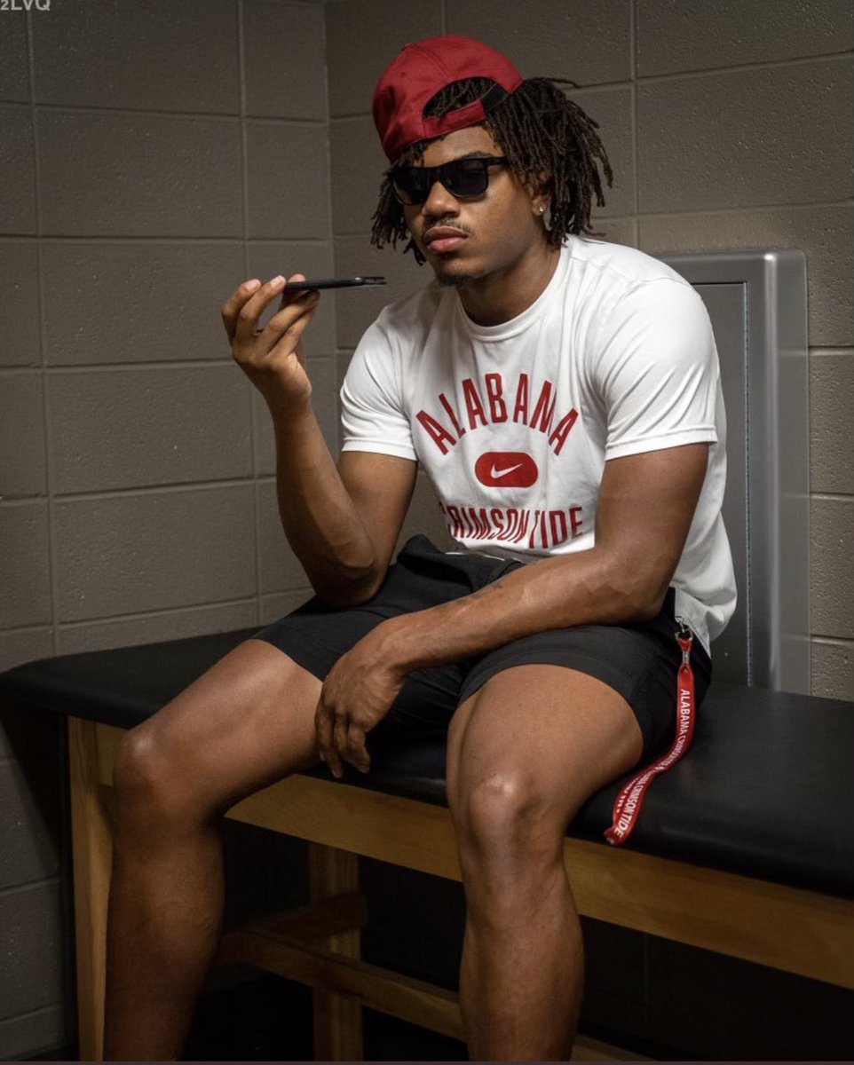 RJ Johnson✨ tweet media