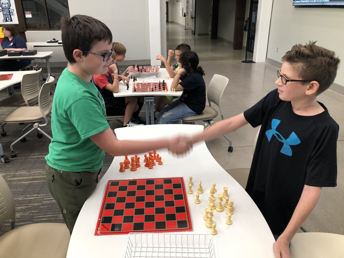 mmgable1's tweet photo. 67 @canSTEM CHESS! players today #BeCannonProud #PeaceLoveCubs #GTLEAD @GCISD https://t.co/4uUqHCBn9n