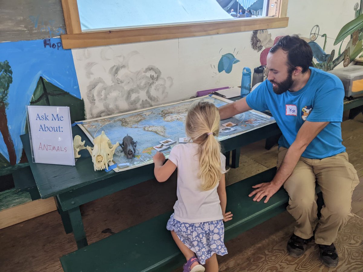 centrecodogs's tweet photo. We had a great time at the Grange Fair today: doing demos of how we study dog cognition and teaching people about domestication. https://t.co/wAiCx5mQZ3