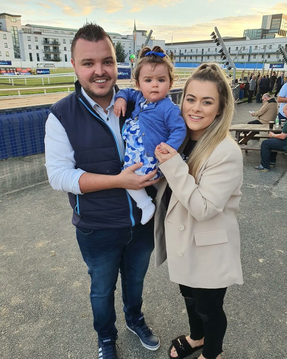 The Hennessy love of greyhounds continues for another generation 💕

#ThisRunsDeep #GoGreyhoundRacing #BoyleSportsIGD