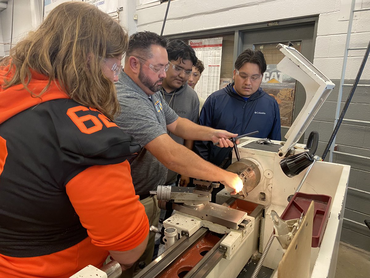 SchwinnTeach's tweet photo. Great back to school visits today! Excited about the plans for expanding in-demand CTE programs and WBL through ISM grants at Morristown-Hamblen West HS in Hamblen County &amp; the inclusion of summer STREAM programming into the regular school year at Rutledge MS in Grainger County. https://t.co/Ey9YYkziMb