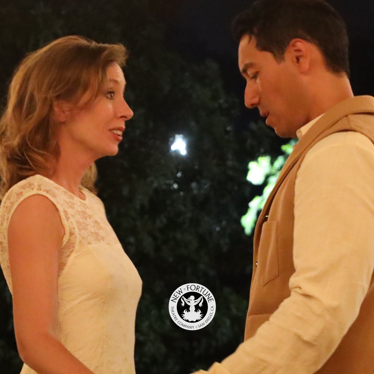 NewFortuneTC's tweet photo. The magic of As You Like It is temporary, and must end this Sunday. You have 3 more chances to join us for Shakespeare, green trees and good vibes in #pointloma. Visit https://t.co/h5OmVEKyPH for tickets. Amanda Schaar (Rosalind) and Steven Lone (Orlando) #alltheworldsastage https://t.co/UYmcLewxsO