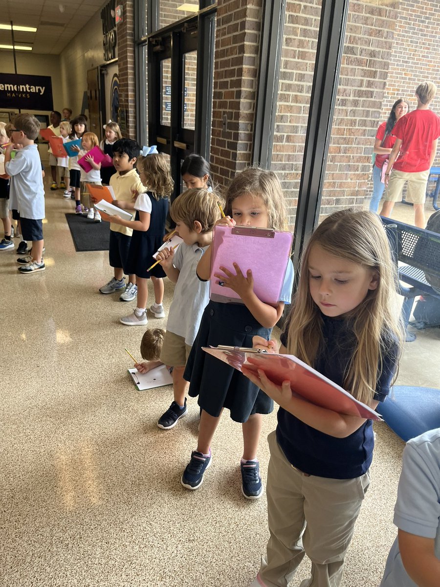 JenTeachenor's tweet photo. These Kinder hawks visited the cafeteria during high school lunch on their “listening walk” to experience the 5 senses. Love our K-12 @merrolhydehawks!💙💛 #MHExcellence #SumnerAchieves https://t.co/mC3QT5OkQd