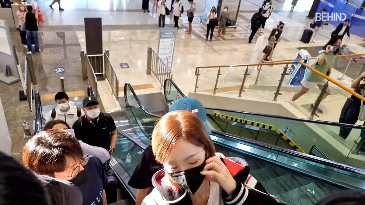 soffo_tof's tweet photo. Here my Kpop behaviors blossoming 🥲
TaengKey so cute
Have a safe trip
#Key #Kibum #Taeyeon #Taeng https://t.co/gjpgFx7SnV