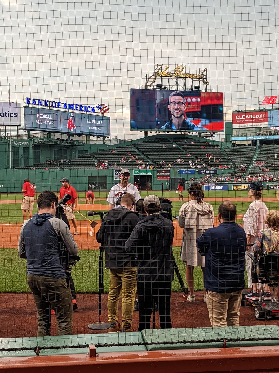 Congrats to @TallManPharm for being recognized as <a href="/BIDMChealth/">BIDMC</a> #MedicalAllStar for his contributions to improving patient care! 🌟🔥🌟

We are so proud of you! 🥳

<a href="/BIDMCEM/">BIDMC Emergency Med</a> #TwitteRx #EMRx