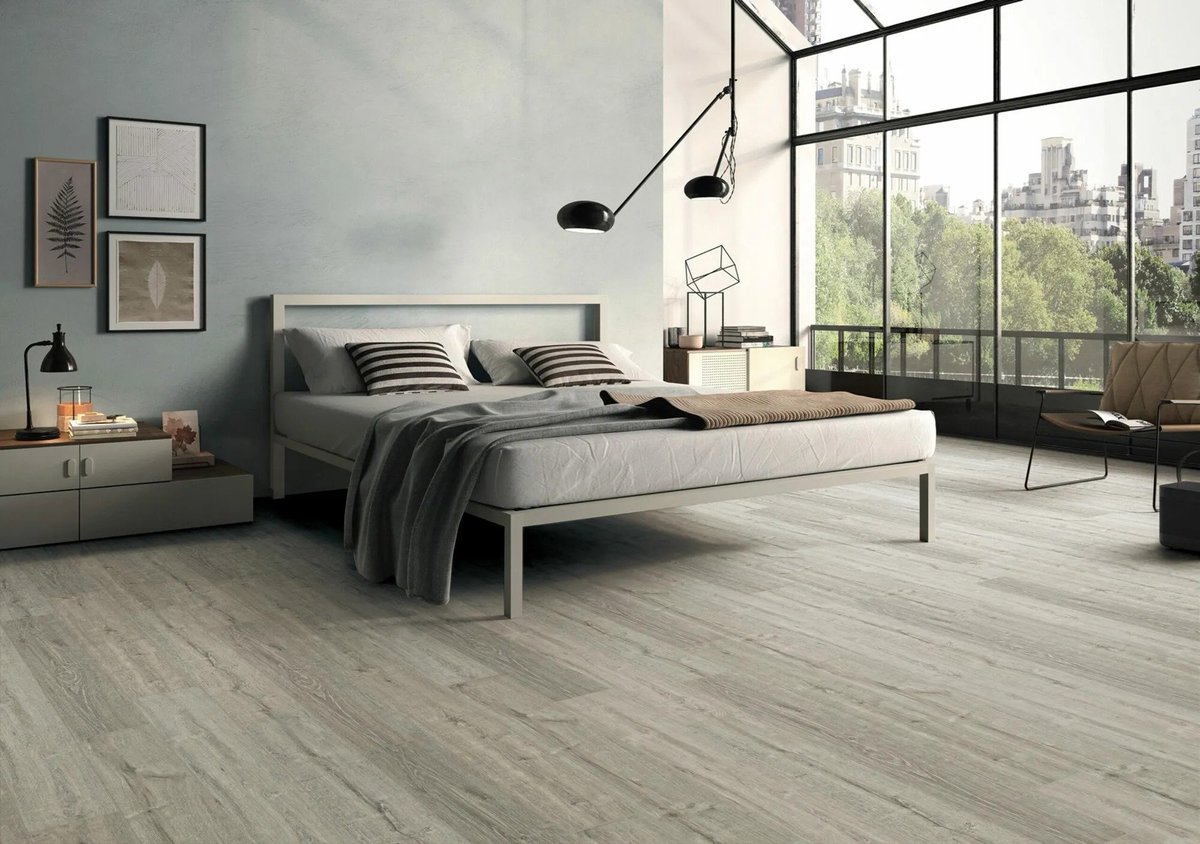 tilestonesource's tweet image. 🚨 New Product Alert! 🚨 The Borough Series is Luxury Vinyl Tile (LVT) that creates stunning floors that are meticulously designed to look like hardwoord or stone, and built to endure the most active lifestyles. Shop now: tilestonesource.com/borough-series/
