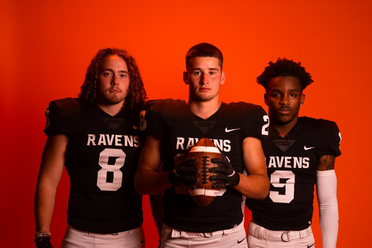 AthleticsAU's tweet photo. The @AUFootball__ 2022 Hype Video is here!

🔗: https://t.co/61JUwXL5nQ

#SoarRavensSoar #GBGR #TheResurgence https://t.co/jcCWuCZ1sR