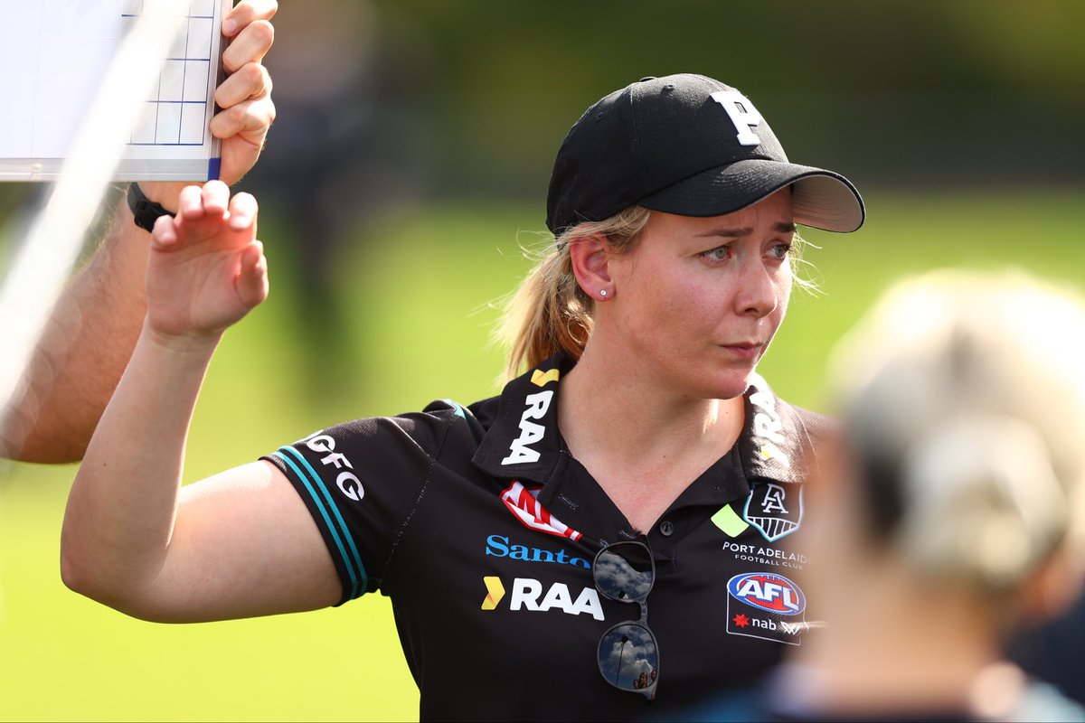 AFLCoaches (@aflcoaches) on Twitter photo It’s game day for <a href="/pafc_w/">Yartapuulti FC</a> inaugural <a href="/aflwomens/">AFL Women's</a> coach Lauren Arnell! <a href="/Larnell13/">Lauren Arnell</a>
She might be shaky on a skateboard but has Port on the right path & her feet on the ground when it comes to footy.
Find out a whole lot more about Lauren in ‘Coach Stories’ 👉🏻aflcoaches.com.au/news/coach-sto… It’s game day for <a href="/pafc_w/">Yartapuulti FC</a> inaugural <a href="/aflwomens/">AFL Women's</a> coach Lauren Arnell! <a href="/Larnell13/">Lauren Arnell</a>
She might be shaky on a skateboard but has Port on the right path & her feet on the ground when it comes to footy.
Find out a whole lot more about Lauren in ‘Coach Stories’ 👉🏻aflcoaches.com.au/news/coach-sto…