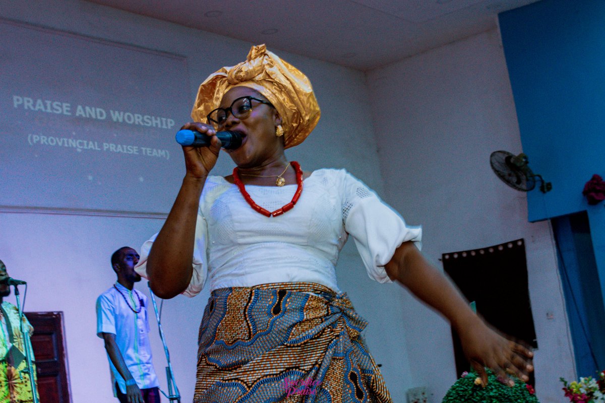 rccg_sojmega's tweet photo. Come, let us worship and bow down,
Let us kneel before the Lord our Maker. Psalm 95:6

@omoteeabiodun @rccglp72 @Rccglp72yaya 
#sop 
#SacrificeOfPraise
#RenderPraises
#RCCGLP72 https://t.co/h8LvsFSrAo