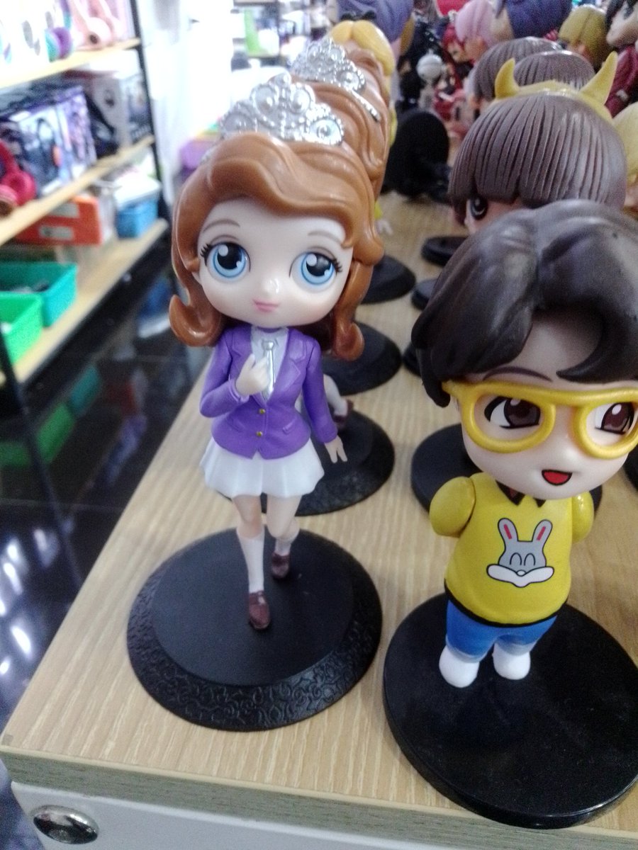 AkumuHoshi's tweet photo. Una Princesita Sofia como colegiala de anime ๐
Lo que uno se encuentra jajaja
Pero muy linda mi Sofia โบ๏ธ
#SofiatheFirst #SofiatheFandom https://t.co/d7qCX9BRIG