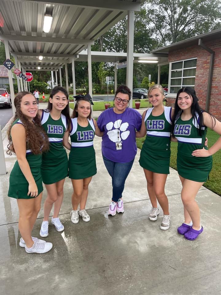 Thank you for coming out to offer our scholars and families some extra pep at arrival this morning, Lakewood Cheer! 📣 <a href="/CheerLakewood/">Lakewood Cheer</a> <a href="/SCPCSD/">South Carolina Public Charter School District</a> <a href="/SCCharterSchool/">SC Charter Alliance</a>