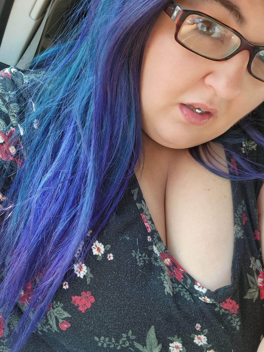 bootyifullife's tweet photo. I wanna hear you squeal  🐷  while I drain your bank account 😈

Paypig kink fetish findom bbw https://t.co/u7NzBbluij