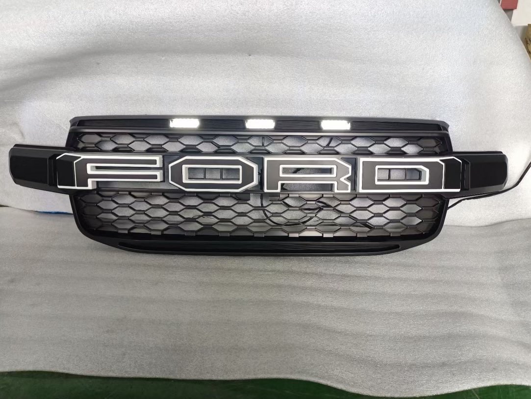 BlingYimi's tweet photo. Ford Ranger 2022 new grills with LEDs or no LEDs myh4x4@gmail.com
Wa https://t.co/xv0H23N1xS
#Ranger2022 #fordranger #FordRangerWildtrak #ranger4x4 #4x4accessories #accesorios4x4 #myh4x4 #autoaccesorios #caraccessories #carparts #cargrilles #ledlighting #ford4x4 #pickuptruck https://t.co/vVVxZjPJff