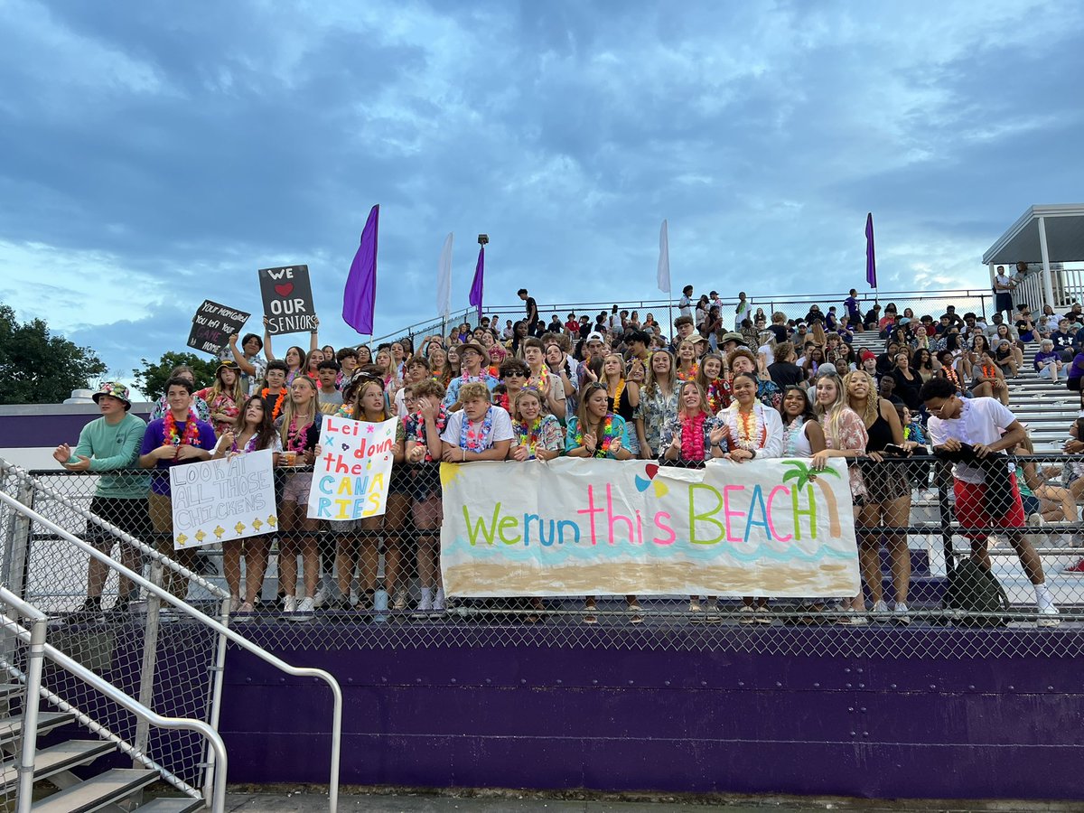 The Cav Crazies are in aloha mode tonight.
