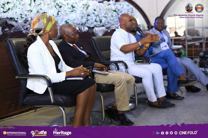 onefoldtv's tweet photo. Meet our panelists.
~ Prof E. J. Udoh
~ Elder Philip Abiola
~ Mrs Philomena Andy
~ Pastor Elegbede

#YouthsAndTheGloriousHeritage
#1stInternationalYouthConvention
#TACNService 
#OneFoldTV https://t.co/VuOtLoJ0Ld