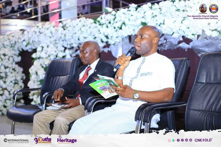 onefoldtv's tweet photo. Meet our panelists.
~ Prof E. J. Udoh
~ Elder Philip Abiola
~ Mrs Philomena Andy
~ Pastor Elegbede

#YouthsAndTheGloriousHeritage
#1stInternationalYouthConvention
#TACNService 
#OneFoldTV https://t.co/VuOtLoJ0Ld