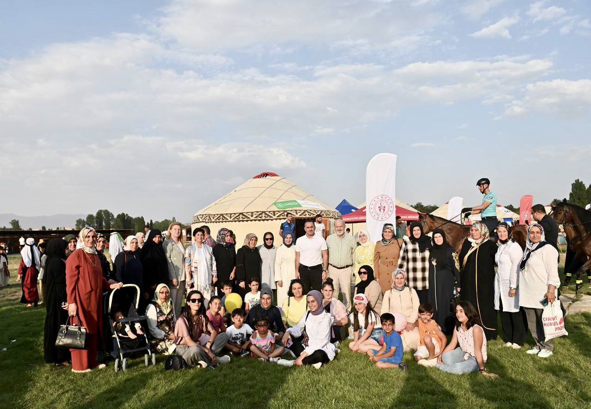 Necibe Seyhan Yıldız tweet media