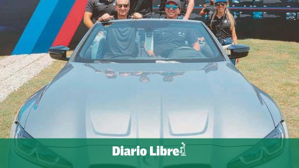 DiarioLibre's tweet photo. 🚗 |#DeportesDL | BMW valora importancia del mercado dominicano para su marca
🔗https://t.co/XEF81NepIe
#DiarioLibre #BMW #RoadShow #AlejandroEcheagaray #MPowerTour https://t.co/B86sA3vHMU