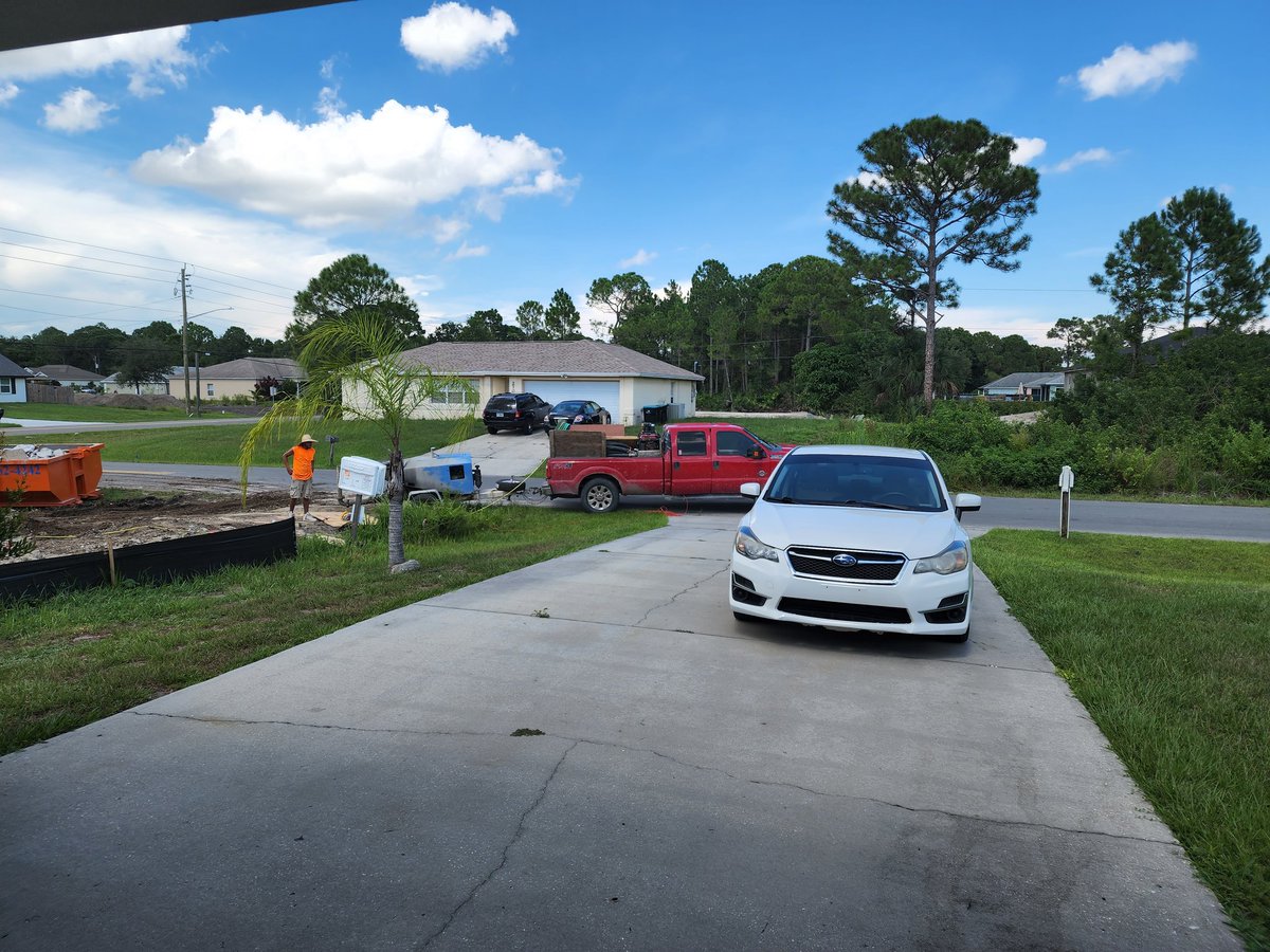 NateGBear's tweet photo. @MarondaHomes I'm so glad I don't need to go anywhere since your construction crew is blocking my driveway. https://t.co/o25nFWEcB6