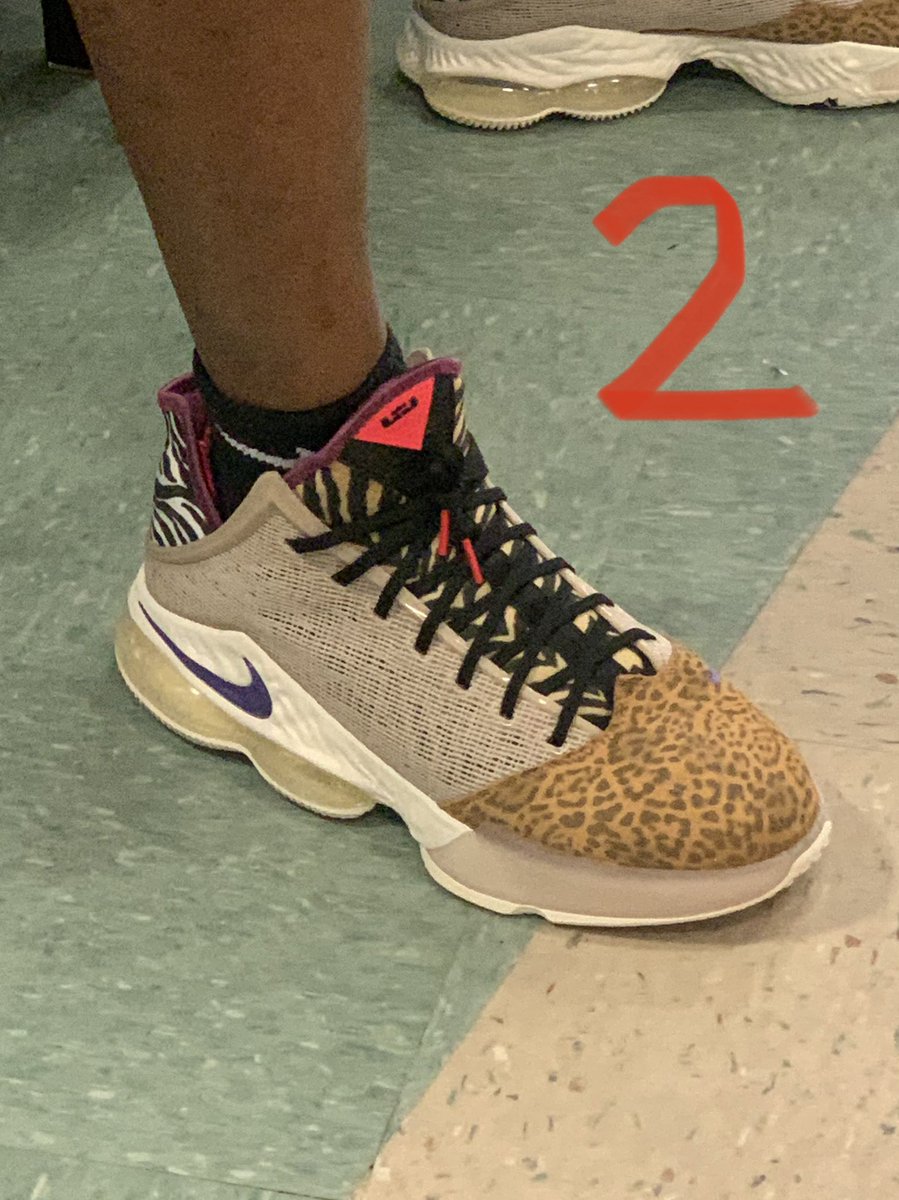 Coach_CBerry's tweet photo. Sorry folks…. Gotta keep it to 4 entries so NHS #FreshKickFroday only for week 2. Comment with your vote! Voting ends at midnight! https://t.co/T6UEpjVBq6