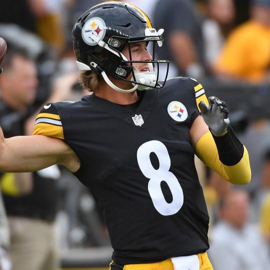StatsGuyDaniel's tweet photo. Wildest stat ever. Ben Roethlisberger’s yards per pass attempt through his first 2 preseason games as a rookie? 8 YPA. 

Kenny Pickett’s jersey number? 8.

Pickett’s yards per pass attempt through his first 2 preseason games? 7.77.

If that’s not a sign, I don’t know what is. https://t.co/Op2BRYCkuQ