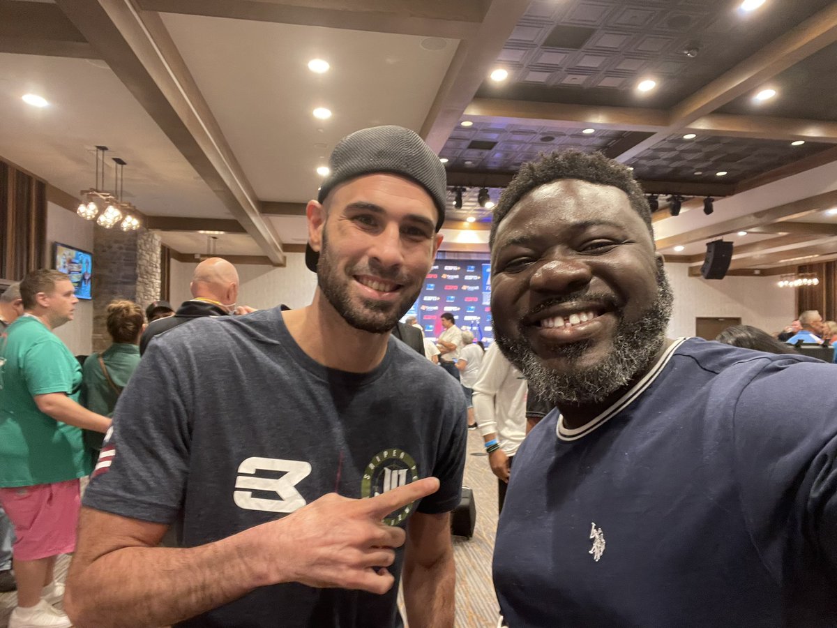 DaBoxingDoc's tweet photo. The “Sniper” @sniperpedraza ready for battle. #CommeyPedraza #PedrazaCommey
#RichardCommey
#JosePedraza
#SuperLighweight
#ESPN+
#TopRank
#Africanboxing
#Ghanaboxing
#Boxing
#boxeo
#acetvboxing
#acetv #daboxingdoc https://t.co/nuqfrx3RgX